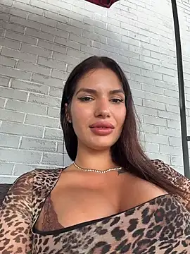 RaniaSnow online show from 28, 7, 2026