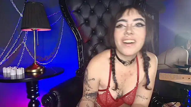 HoneyDemoni online show from 28, 4, 2026