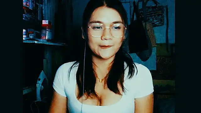 AniaFowler online show from 10, 3, 2026