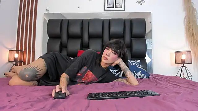 dalhia and hades online show from 17, 3, 2026