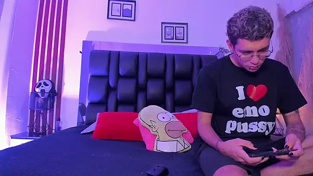 dalhia and hades online show from 29, 4, 2026