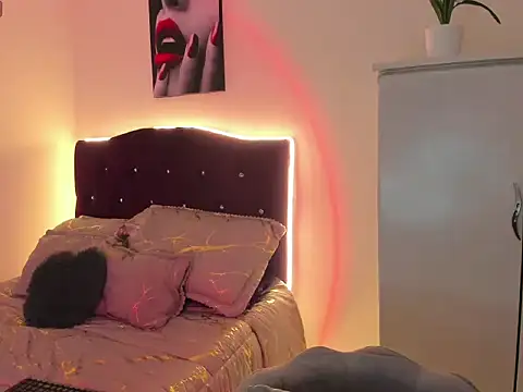 nathyjonees online show from 24, 4, 2026