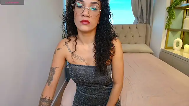 Sally Diazz online show from 16, 4, 2026