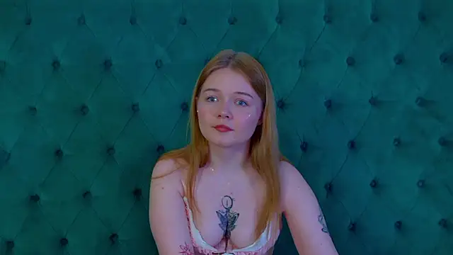 ElinaVale online show from 16, 4, 2026