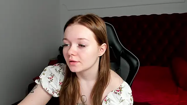 ElinaVale online show from 8, 6, 2026