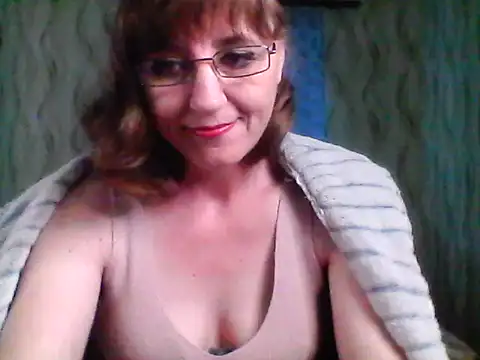 Snapshot of Alisaprice077 chatting on 29, 5, 2026 Alisaprice077 online show from 29, 5, 2026