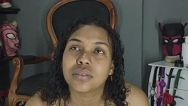 AntonelaVargas online show from 1, 7, 2026