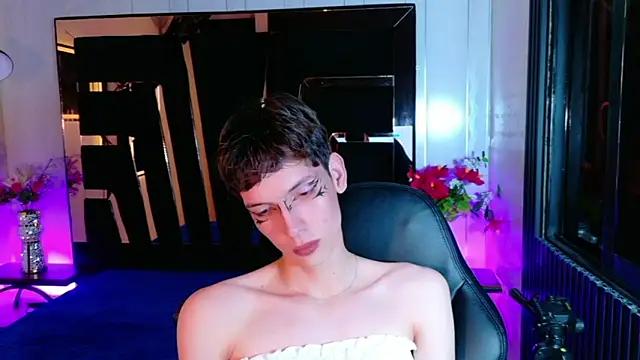 Stefany PiInk online show from 17, 4, 2026