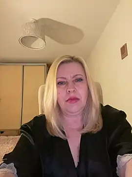 JanieLight53 online show from 3, 7, 2026