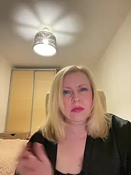 JanieLight53 online show from 9, 7, 2026