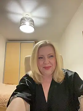 JanieLight53 online show from 18, 7, 2026