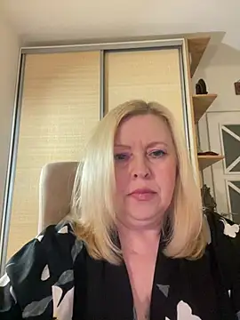 JanieLight53 online show from 6, 8, 2026