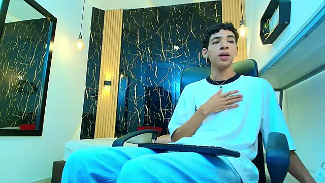 ValeriHot 1 online show from 22, 4, 2026