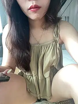 Snapshot of Lyn_baby chatting on 1, 7, 2026 Lyn baby online show from 1, 7, 2026