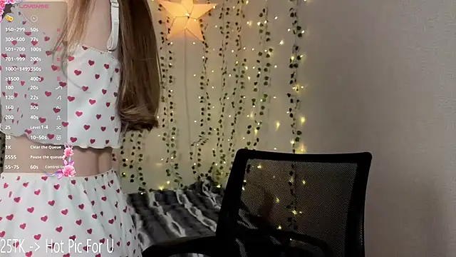 Sweet Pussy Girl online show from 27, 4, 2026