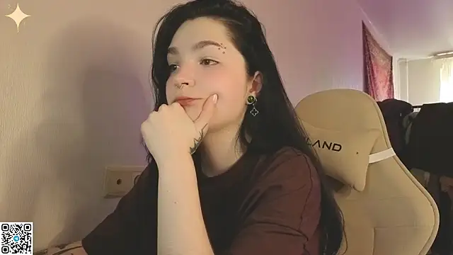 Luna Moon13 online show from 9, 5, 2026