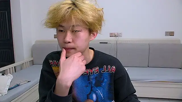 Chili-001 online show from 11, 3, 2026