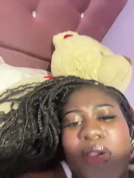 KiaraJohnsonn online show from 4, 4, 2026