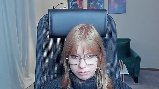 Snapshot of NiaHodge chatting on 10, 3, 2026 NiaHodge online show from 10, 3, 2026