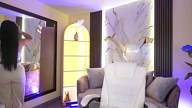 Snapshot of MarianCole chatting on 10, 3, 2026 MarianCole online show from 10, 3, 2026