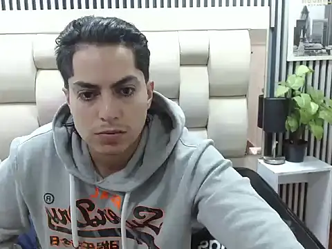 Alex Wolft online show from 26, 4, 2026