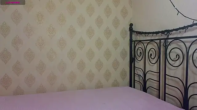 LucyMur online show from 11, 4, 2026