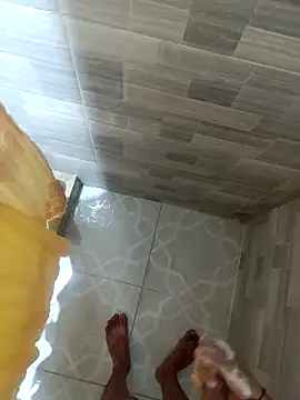 Juango24321 online show from 28, 4, 2026