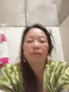 Yellow-pink online show from 27, 7, 2026