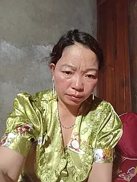 Yellow-pink online show from 28, 7, 2026