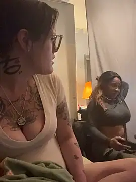 Snapshot of mystery916 chatting on 16, 4, 2026 mystery916 online show from 16, 4, 2026