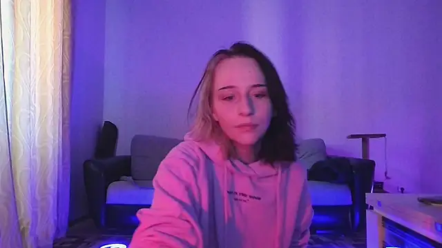 WendyMur  online show from 13, 3, 2026