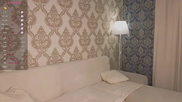 foxy bloomm online show from 26, 4, 2026