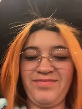 Kari leonXXX online show from 29, 3, 2026