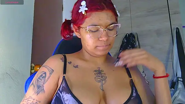 Snapshot of alessia_temptation chatting on 5, 7, 2026 alessia temptation online show from 5, 7, 2026
