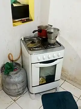 Larissa   br online show from 12, 3, 2026