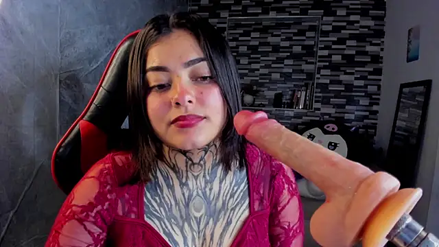 Sophiia cherry online show from 16, 5, 2026