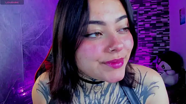Sophiia cherry online show from 8, 7, 2026