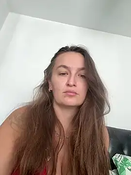 Innocentdollxoxo online show from 29, 7, 2026