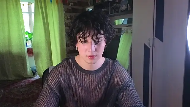 AdrianChill online show from 5, 5, 2026