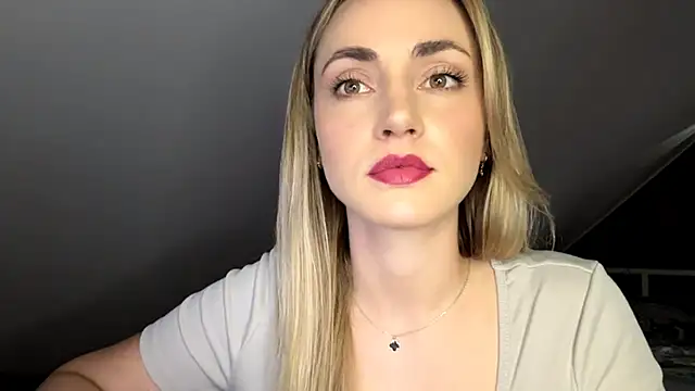 ScarlettSensitive online show from 22, 5, 2026