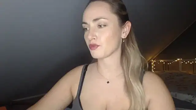 ScarlettSensitive online show from 7, 6, 2026