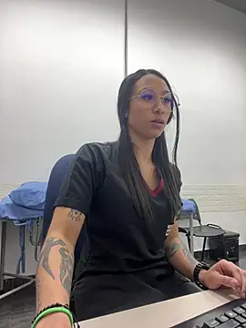 mina harker online show from 17, 4, 2026