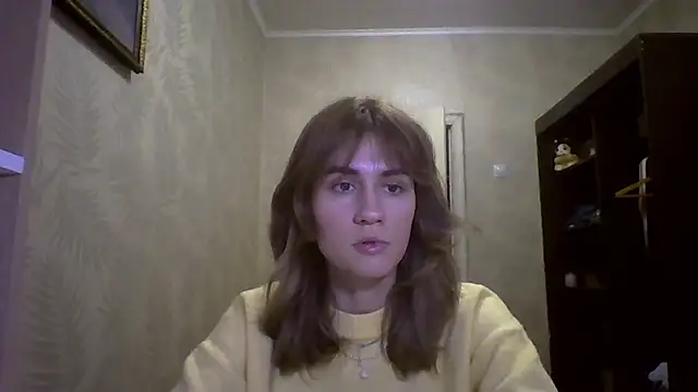 ElenoreHolguin online show from 18, 3, 2026