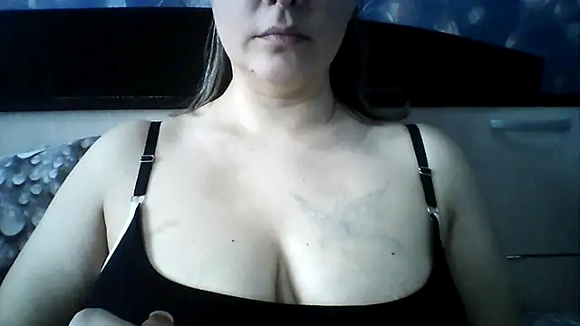 Alisa07qw online show from 12, 3, 2026