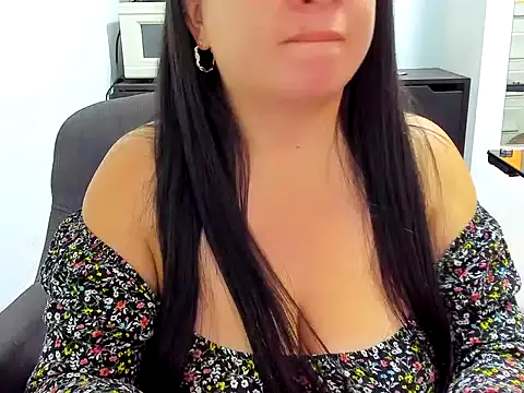 milla moon1 online show from 29, 7, 2026