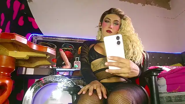 candy aass online show from 27, 4, 2026