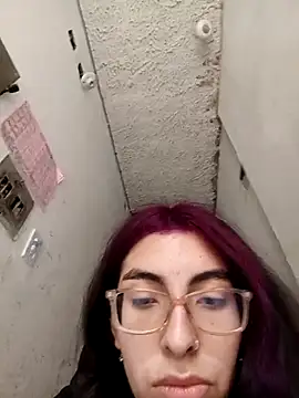 Molly A online show from 1, 5, 2026