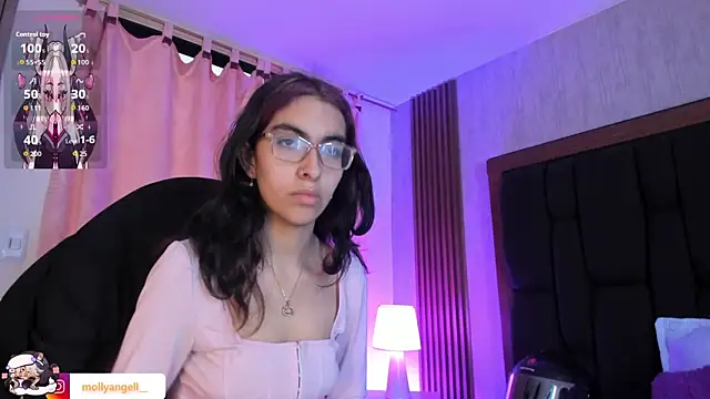 Molly A online show from 30, 6, 2026
