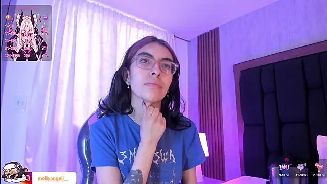 Molly A online show from 8, 8, 2026