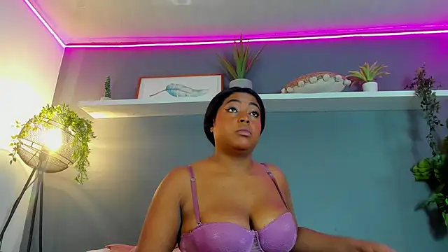 Natasha Luxy online show from 27, 3, 2026